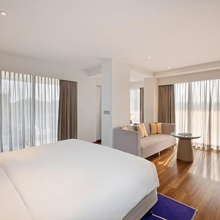 Vivanta Goa, Miramar Panaji Bagian luar foto