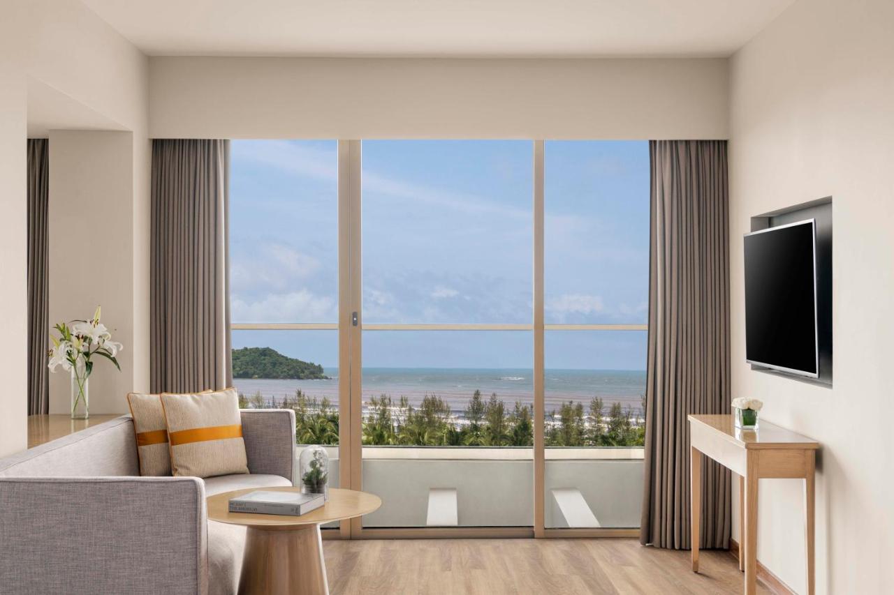 Vivanta Goa, Miramar Panaji Bagian luar foto