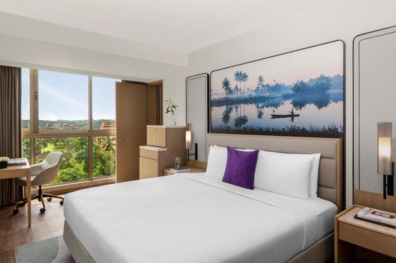 Vivanta Goa, Miramar Panaji Bagian luar foto