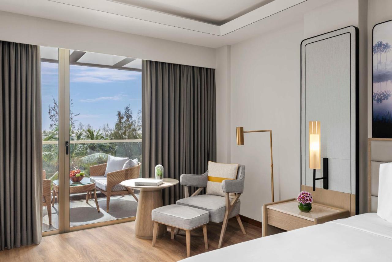 Vivanta Goa, Miramar Panaji Bagian luar foto