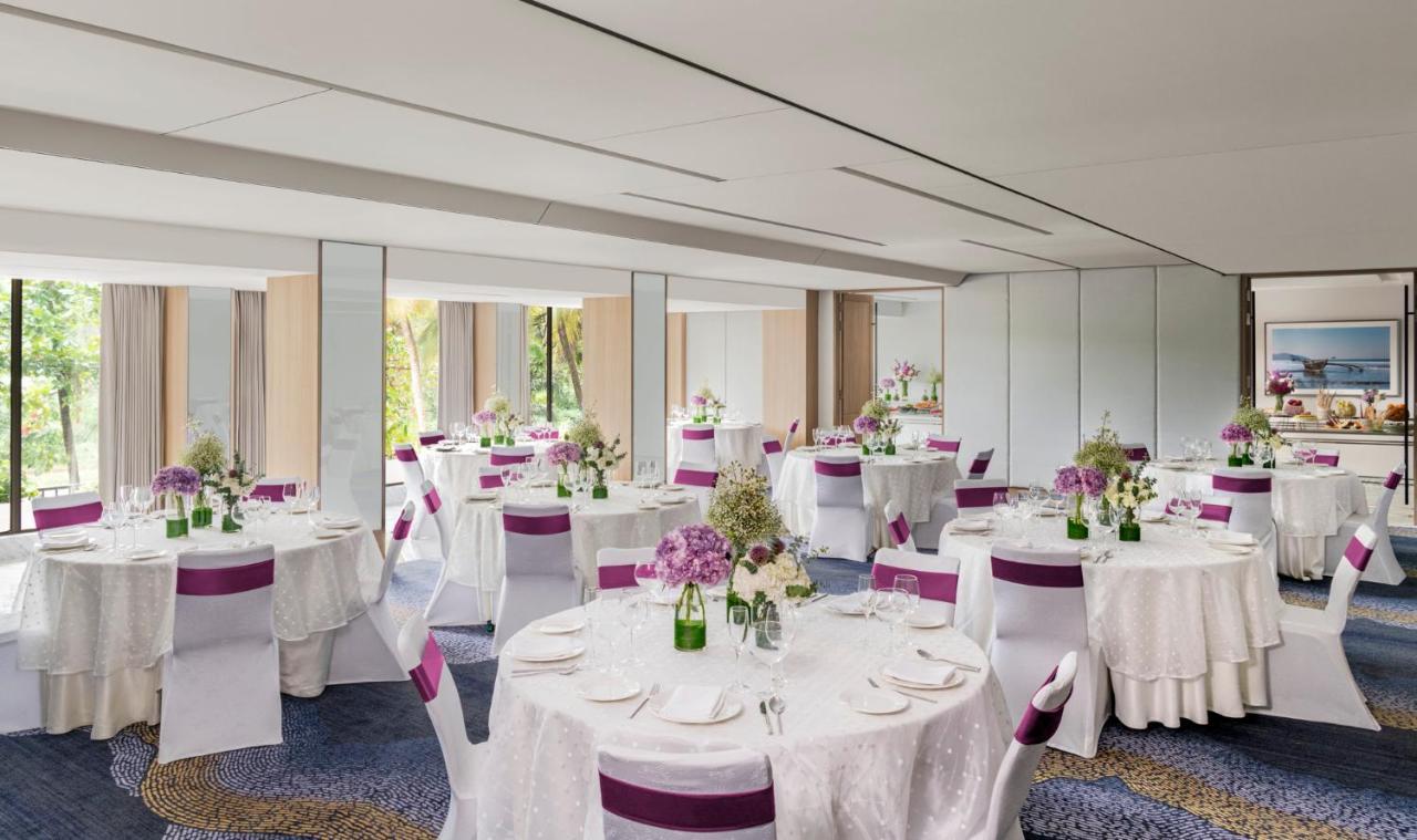Vivanta Goa, Miramar Panaji Bagian luar foto